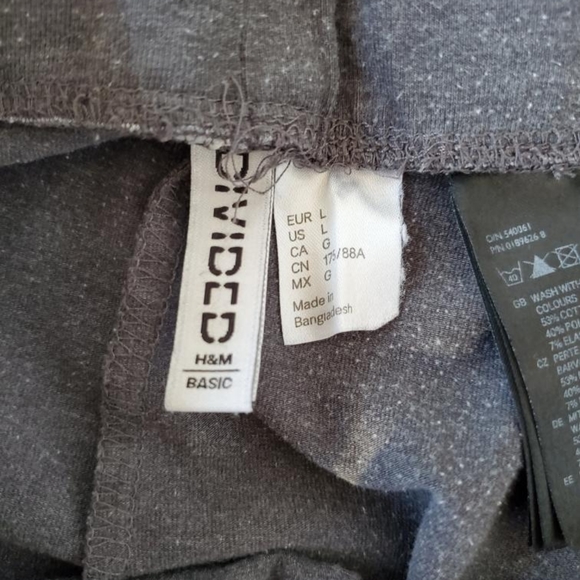 Grey - H&M - Skater Skirt - Picture 3 of 3